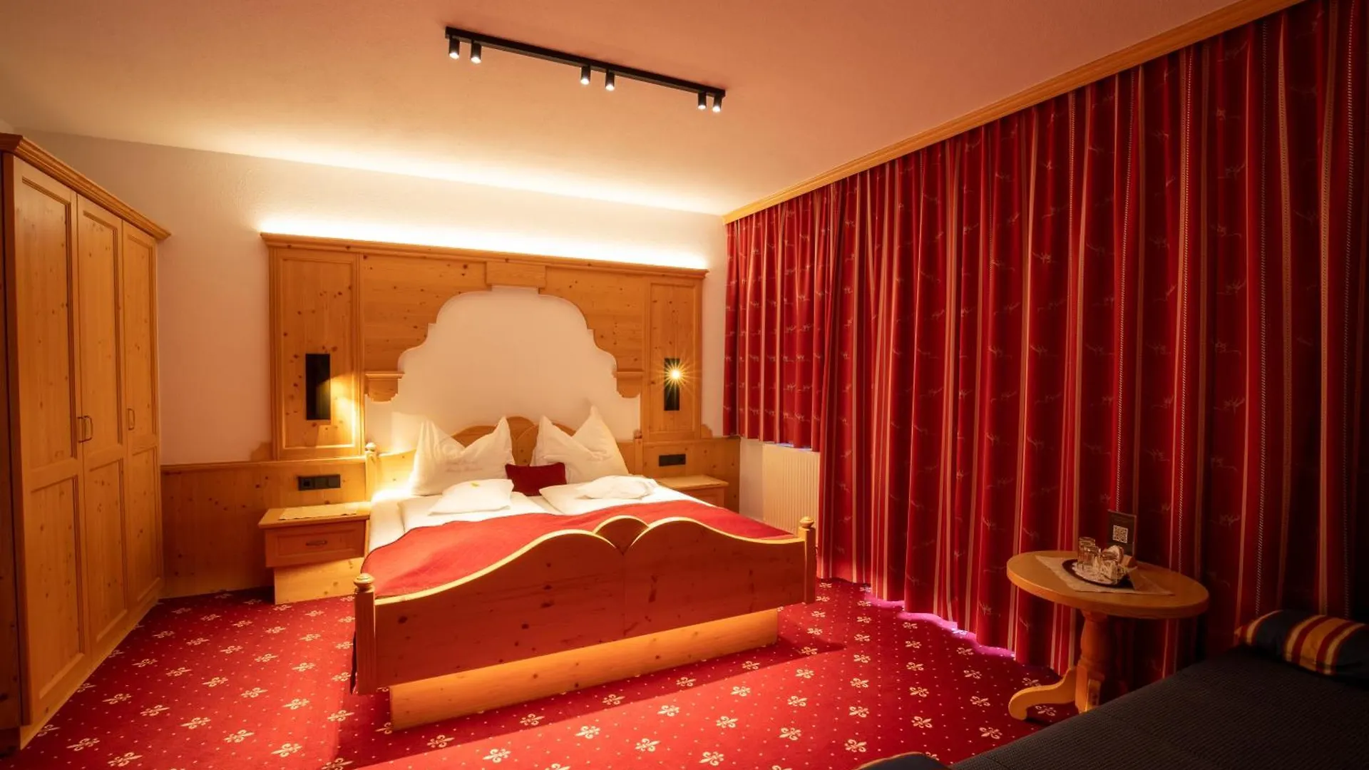 Hotel Garni Monte Bianco Ischgl